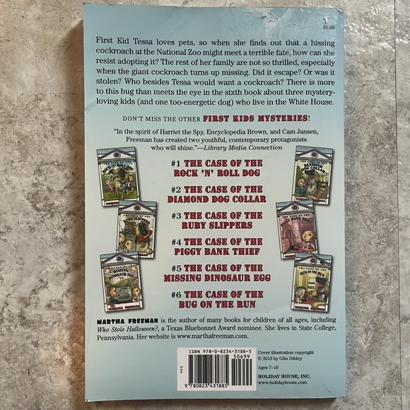 The Case of the Bug on the Run. By Martha Freeman. Paperback book. - Picture 6 of 7